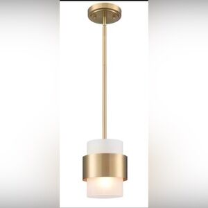 ADJUSTABLE PENDANT LIGHT